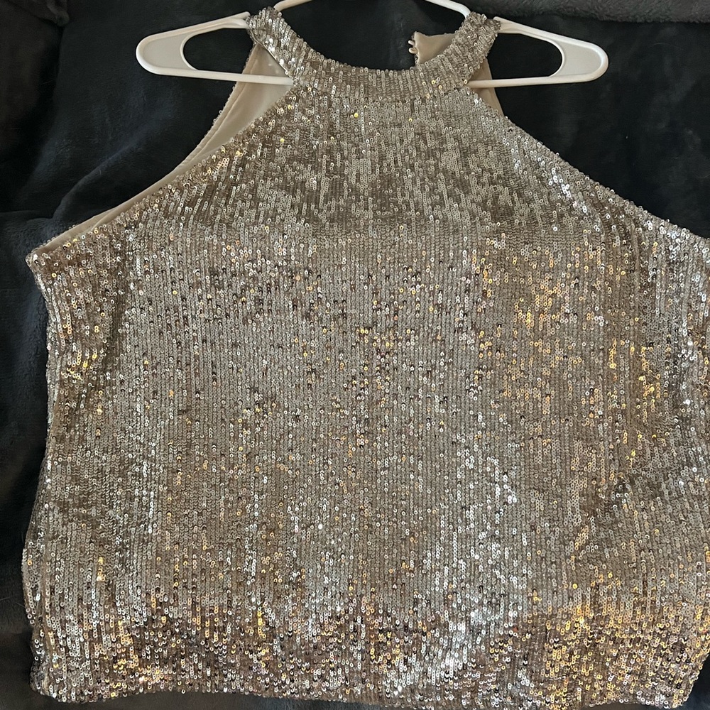 Cable & Gauge silver sequin halter top xl